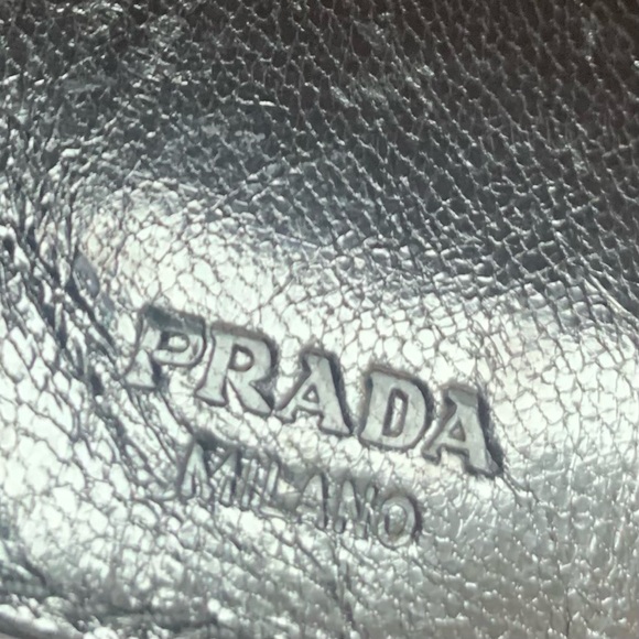 PRADA Black Spazzaloto Leather
Compact Bi-Fold
Zip Around Wallet, authen… - Picture 12 of 12